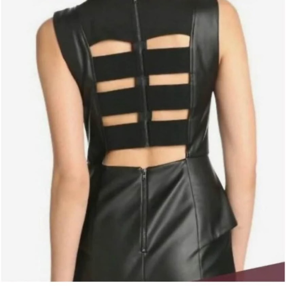 BCBG DRESS - Picture 2 of 4